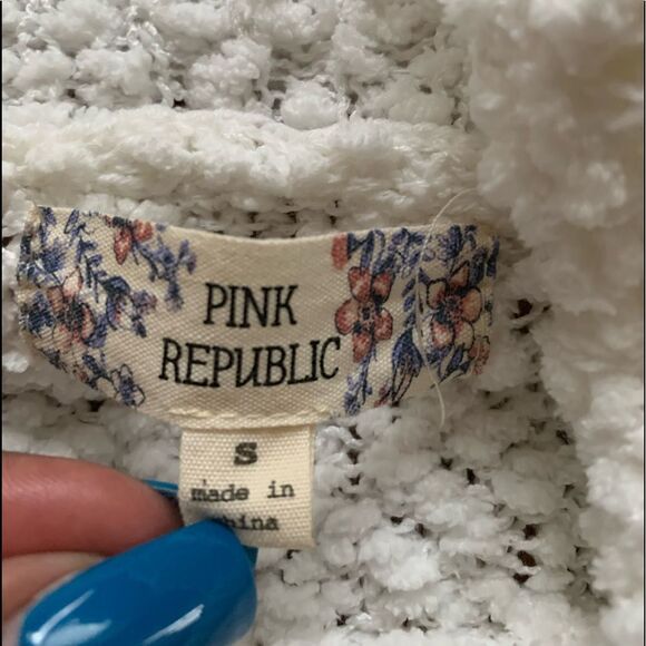 Pink Republic White ‎ Cowl Neck Sweater - Picture 7 of 10